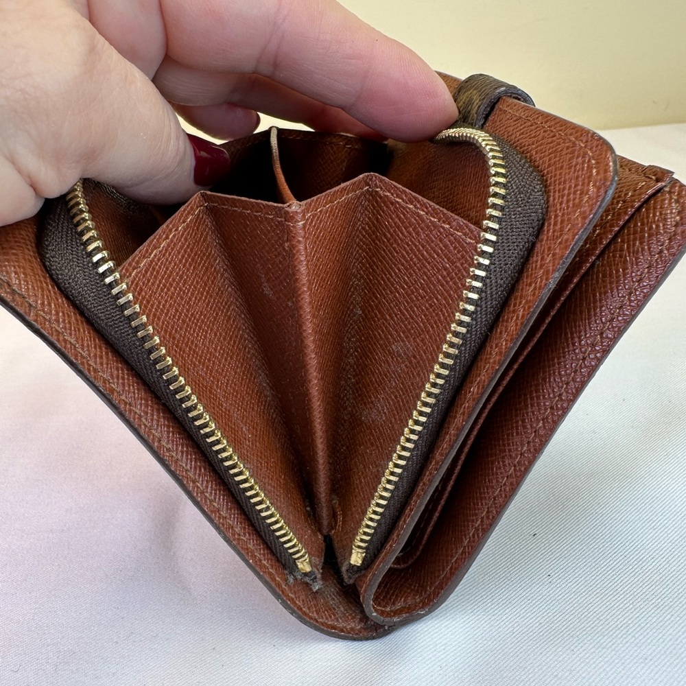 Louis Vuitton Monogram Compact Zip Wallet SD2000 United States 2000 - Picture 10 of 14